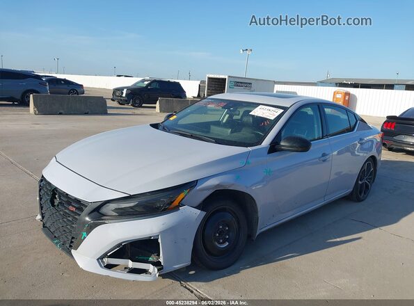 1N4BL4CV9RN302410 2024 NISSAN ALTIMA Gray Առջևի ձախ երեք քառորդ տեսարան