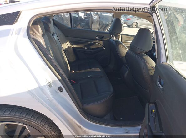 1N4BL4CV9RN302410 2024 NISSAN ALTIMA Gray VIN կոդի պիտակի տեսք