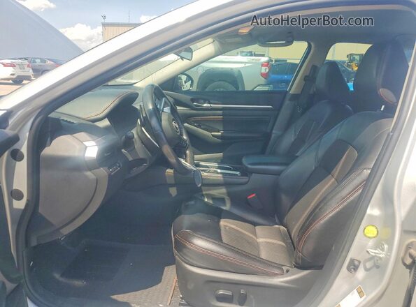 1N4BL4CVXPN334876 2023 NISSAN ALTIMA Silver Vista interior delantera