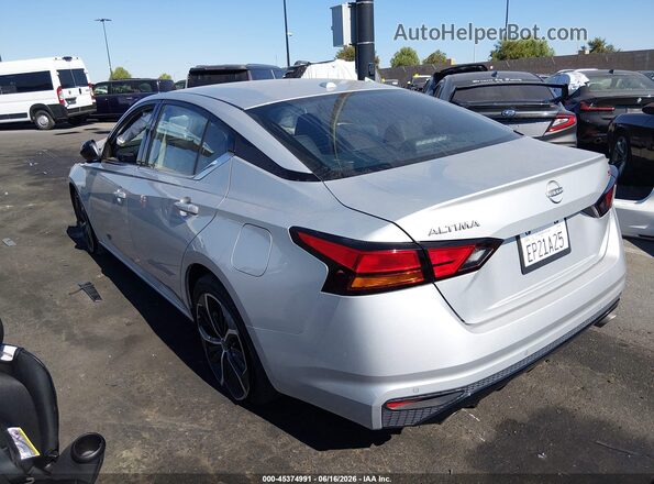 1N4BL4CVXRN353107 2024 NISSAN ALTIMA Silver Vista interior de 360 grados