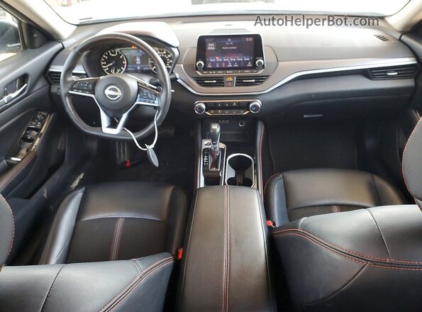 1N4BL4CVXRN354600 2024 NISSAN ALTIMA Silver Widok deski rozdzielczej