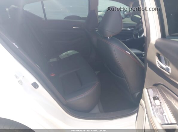 1N4BL4CVXRN385328 2024 NISSAN ALTIMA White VIN կոդի պիտակի տեսք