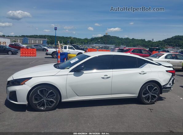 1N4BL4CVXRN385328 2024 NISSAN ALTIMA White 