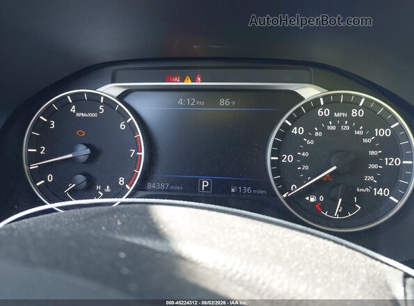 1N4BL4CW1KN318969 2019 NISSAN ALTIMA Red უკანა სავარძლების ხედი