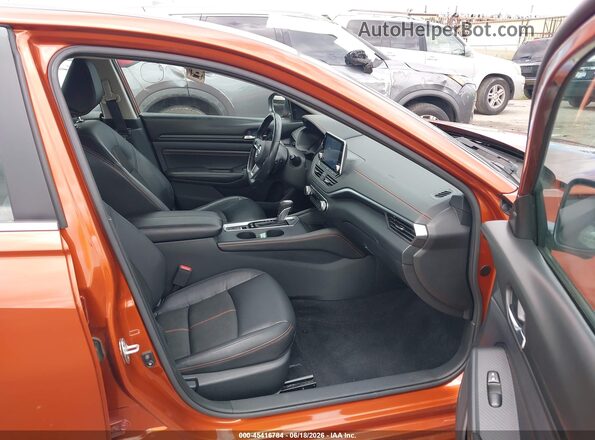1N4BL4CW1LC244336 2020 NISSAN ALTIMA Orange Вид салону спереду