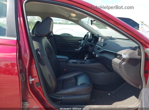 1N4BL4CW2KC204510 2019 NISSAN ALTIMA Красный Вид салона спереди