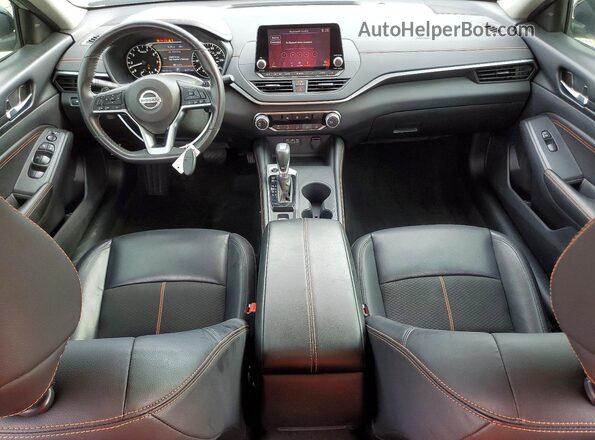 1N4BL4CW2NN323070 2022 NISSAN ALTIMA Silver Dashboard view