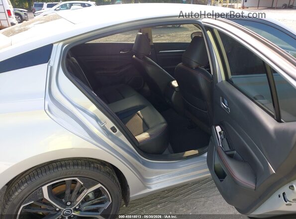 1N4BL4CW2PN318924 2023 NISSAN ALTIMA Silver VIN კოდის სტიკერის ხედი