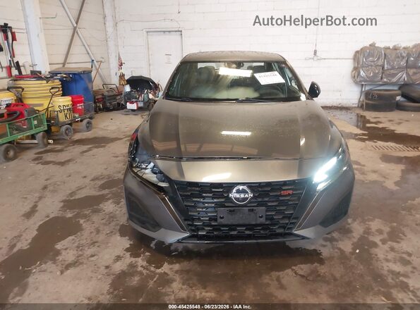 1N4BL4CW2PN338610 2023 NISSAN ALTIMA Серый Вид задней части салона