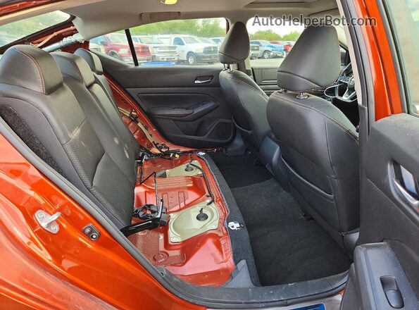 1N4BL4CW4KN312907 2019 NISSAN ALTIMA Orange უკანა სავარძლების ხედი