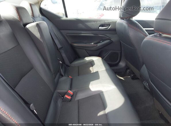 1N4BL4CW5RN355498 2024 NISSAN ALTIMA White VIN კოდის სტიკერის ხედი