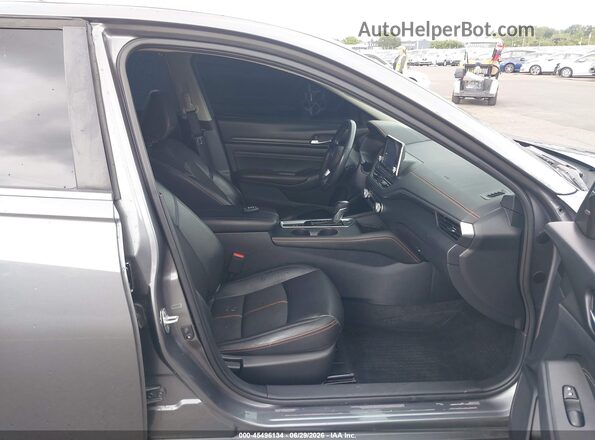 1N4BL4CW6KC141508 2019 NISSAN ALTIMA Gray Widok wnętrza z przodu
