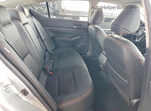 1N4BL4CW7SN433270 2025 NISSAN ALTIMA Silver Widok tylnych siedzeń