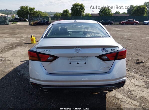 1N4BL4CW8KC149352 2019 NISSAN ALTIMA Silver 