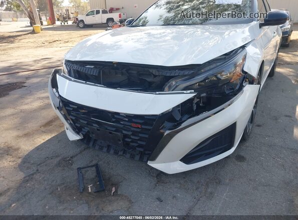 1N4BL4CW8RN337335 2024 NISSAN ALTIMA White Vista frontal