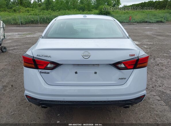 1N4BL4CW8RN378757 2024 NISSAN ALTIMA White 