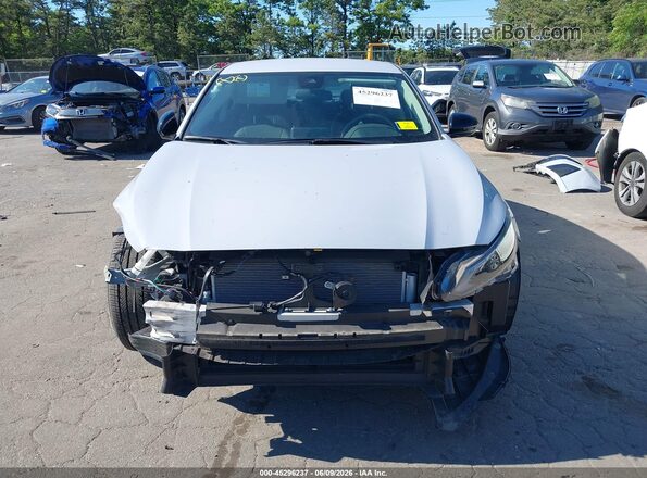 1N4BL4CW8RN435152 2024 NISSAN ALTIMA Gray Widok wnętrza z tyłu