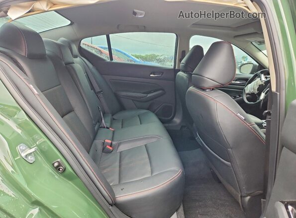 1N4BL4CW9SN339505 2025 NISSAN ALTIMA Green Widok tylnych siedzeń