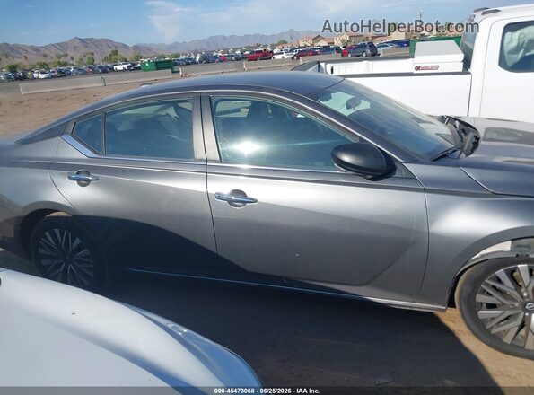1N4BL4DV0RN310314 2024 NISSAN ALTIMA Gray Rear interior view