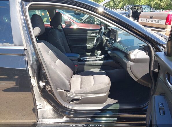1N4BL4DV0RN364356 2024 NISSAN ALTIMA Черный Вид салона спереди