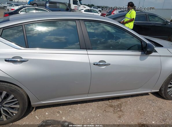 1N4BL4DV0SN370695 2025 NISSAN ALTIMA Silver 