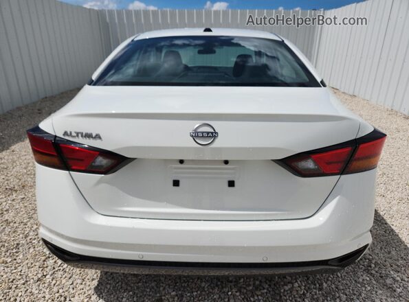1N4BL4DV0TN311857 2026 NISSAN ALTIMA White 