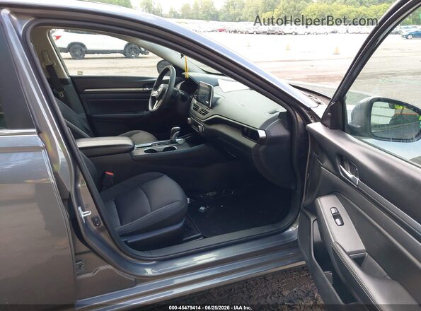 1N4BL4DV1NN317332 2022 NISSAN ALTIMA Gray Front interior view