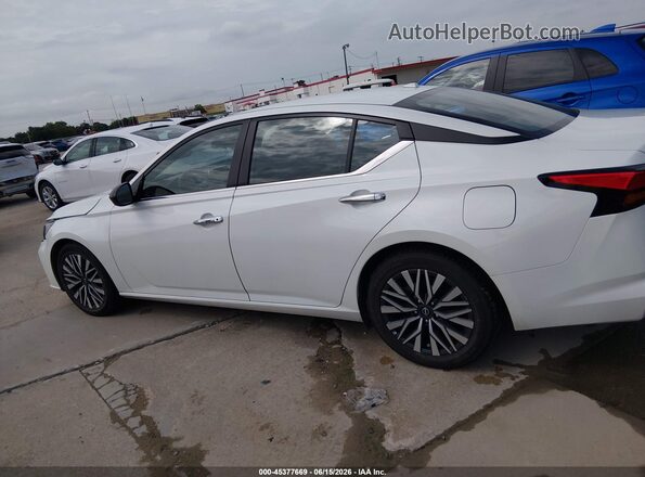 1N4BL4DV1RN424872 2024 NISSAN ALTIMA White Панорамний вид салону 360°