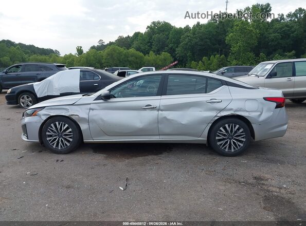 1N4BL4DV1SN412808 2025 NISSAN ALTIMA Silver Սալոնի 360 աստիճան տեսք