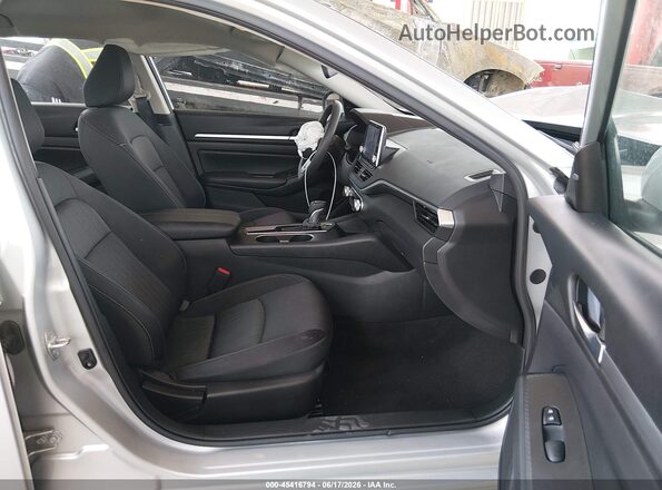 1N4BL4DV2NN336861 2022 NISSAN ALTIMA Silver Вид салону спереду