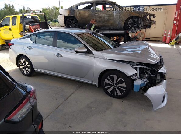 1N4BL4DV2NN336861 2022 NISSAN ALTIMA Silver Панорамний вид салону 360°