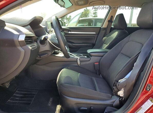1N4BL4DV2PN351301 2023 NISSAN ALTIMA Red Вид салону спереду