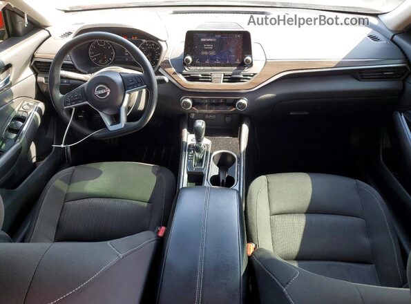 1N4BL4DV2PN351301 2023 NISSAN ALTIMA Red Вид панелі приладів