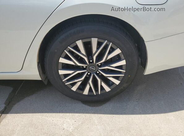 1N4BL4DV2SN304567 2025 NISSAN ALTIMA White 
