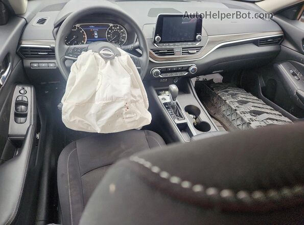 1N4BL4DV2SN319618 2025 NISSAN ALTIMA Gray Dashboard view