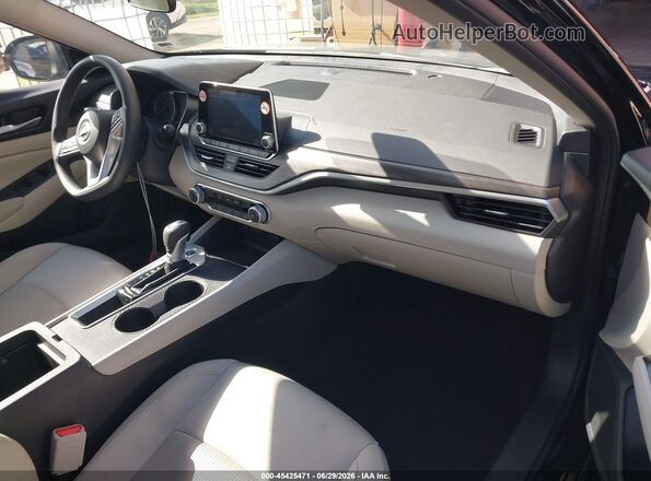 1N4BL4DV2SN330733 2025 NISSAN ALTIMA Black წინა სალონის ხედი
