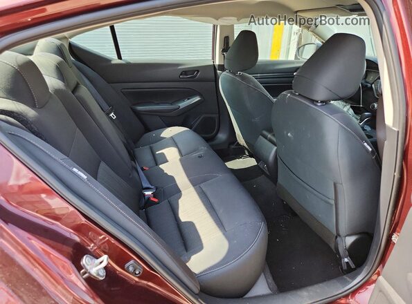 1N4BL4DV2SN333440 2025 NISSAN ALTIMA Burgundy Rear seats view