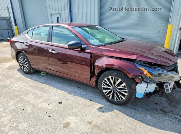 1N4BL4DV2SN333440 2025 NISSAN ALTIMA Burgundy Front right