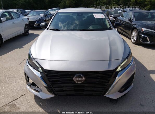 1N4BL4DV2SN365403 2025 NISSAN ALTIMA Gray ხელსაწყოთა პანელის ხედი