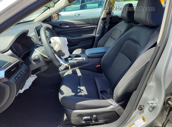 1N4BL4DV2SN402871 2025 NISSAN ALTIMA Серебряный Вид салона спереди