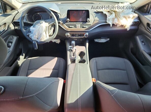 1N4BL4DV2TN322276 2026 NISSAN ALTIMA Gray Widok deski rozdzielczej