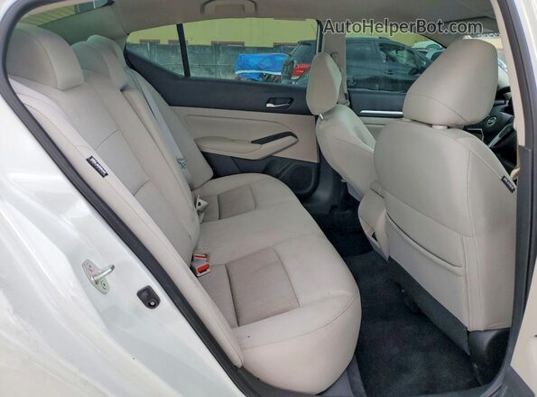 1N4BL4DV3NN377418 2022 NISSAN ALTIMA White 