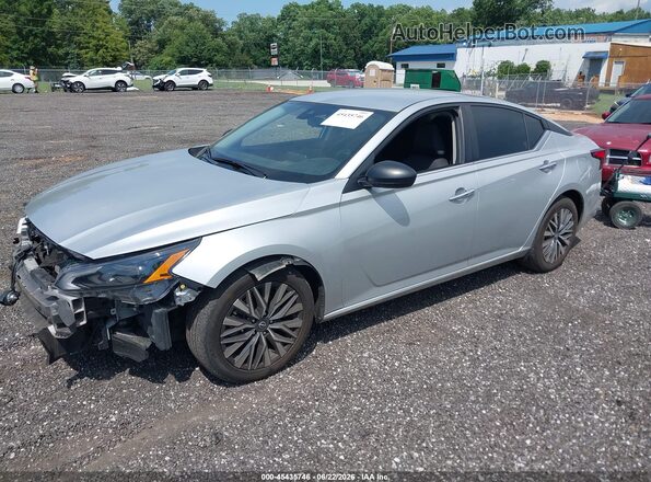 1N4BL4DV3RN328077 2024 NISSAN ALTIMA Silver Przód lewy