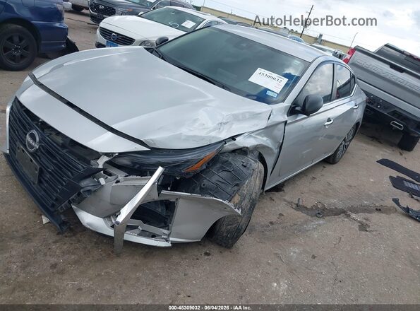 1N4BL4DV3RN351584 2024 NISSAN ALTIMA Белый Передняя левая четверть
