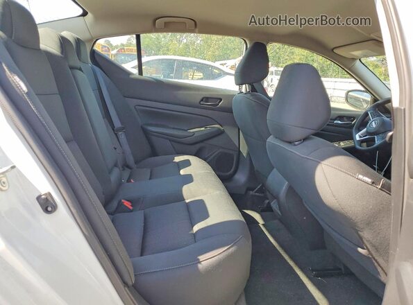 1N4BL4DV3RN434058 2024 NISSAN ALTIMA Белый Вид задних сидений