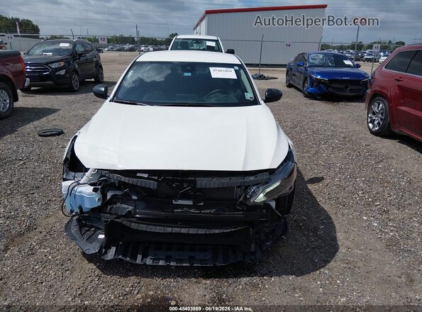 1N4BL4DV3TN315904 2026 NISSAN ALTIMA White Rear interior view