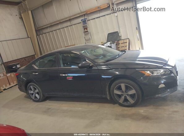 1N4BL4DV4MN367995 2021 NISSAN ALTIMA Gray Widok wnętrza z tyłu