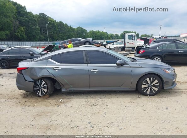1N4BL4DV4NN369344 2022 NISSAN ALTIMA Серый Вид задней части салона
