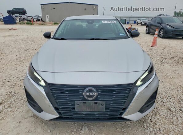 1N4BL4DV4RN304662 2024 NISSAN ALTIMA Silver Front view