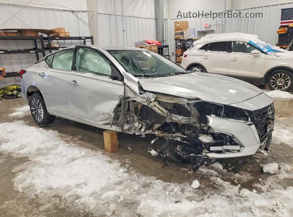 1N4BL4DV4RN345552 2024 NISSAN ALTIMA Silver წინა მარჯვენა